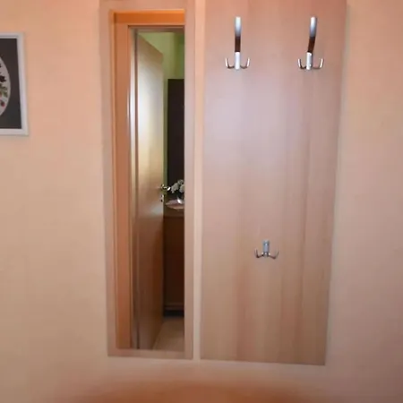 1-bedroom